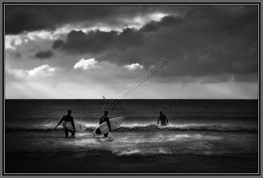 going-for-last-surf-bw.jpg Last Surf Of The Day