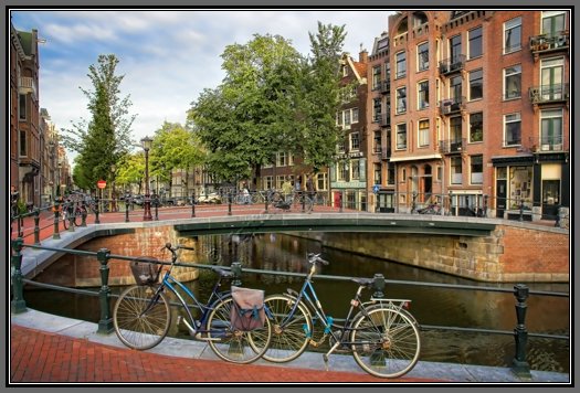 canal-crossing.jpg Amsterdam Canal Crossing