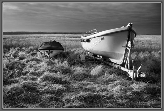 grass-sea-mooring.jpg Mooring In A Grass Sea