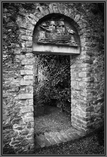 mayflower-arch.jpg Mayflower Arch